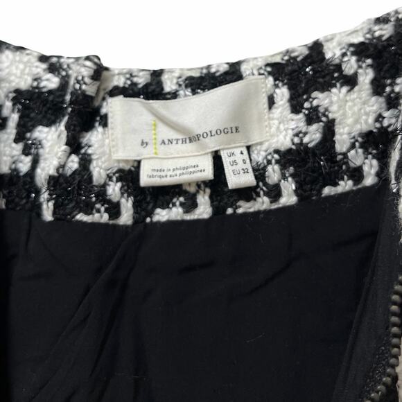 Anthropologie Evira Houndstooth Shine Tweed Mini Skirt Size 0 Black Zip Front - Picture 7 of 10